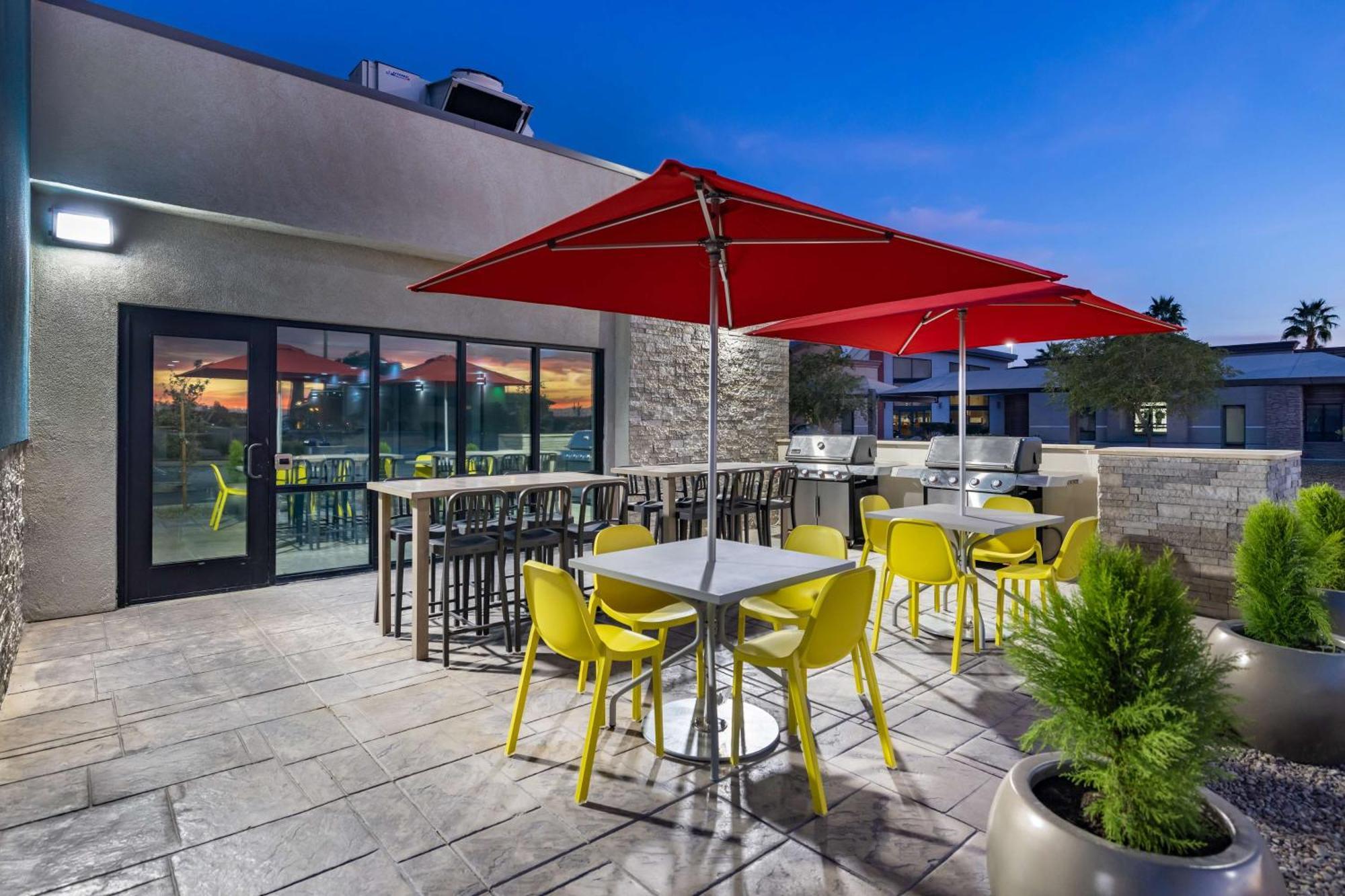 Home2 Suites By Hilton אל סנטרו מראה חיצוני תמונה
