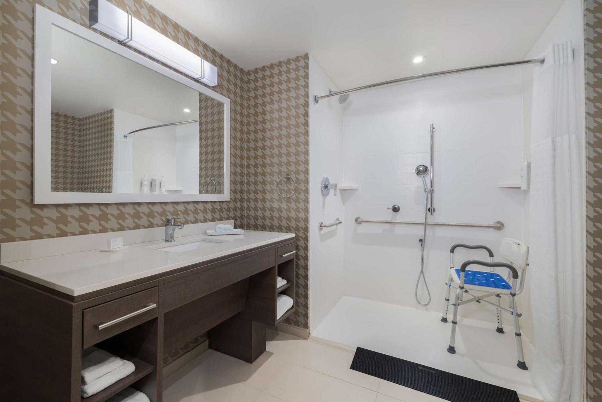 Home2 Suites By Hilton אל סנטרו מראה חיצוני תמונה