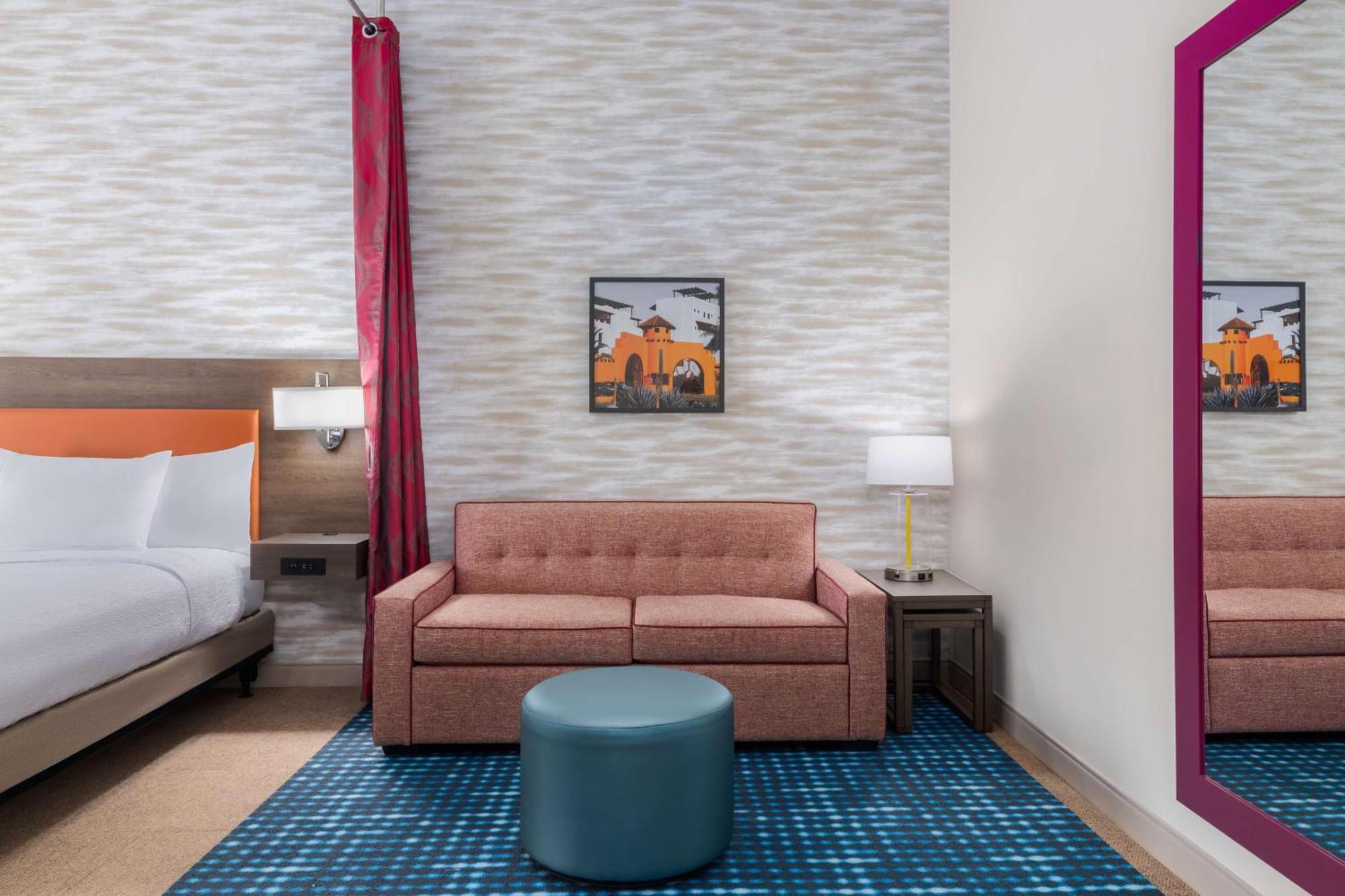 Home2 Suites By Hilton אל סנטרו מראה חיצוני תמונה