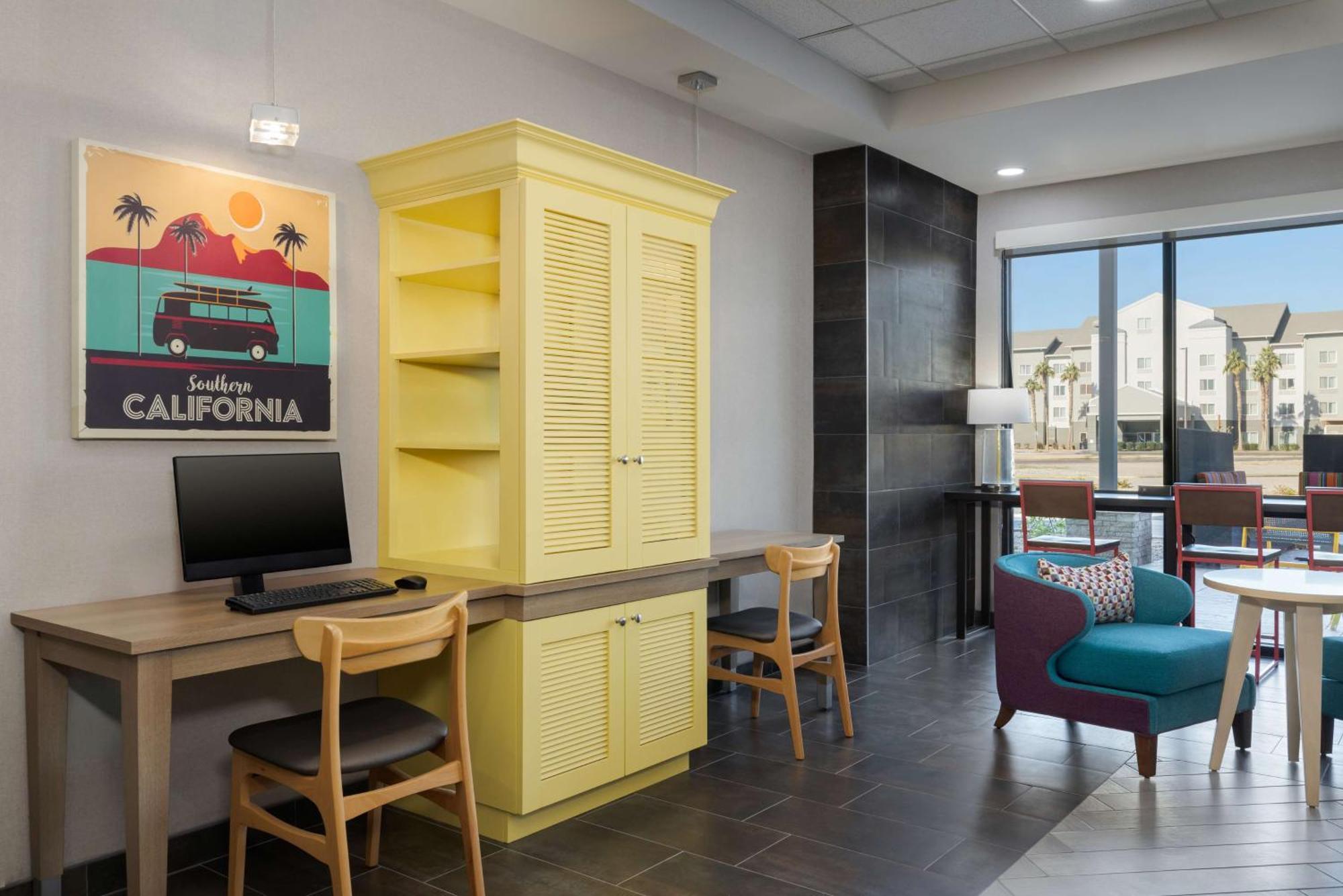 Home2 Suites By Hilton אל סנטרו מראה חיצוני תמונה
