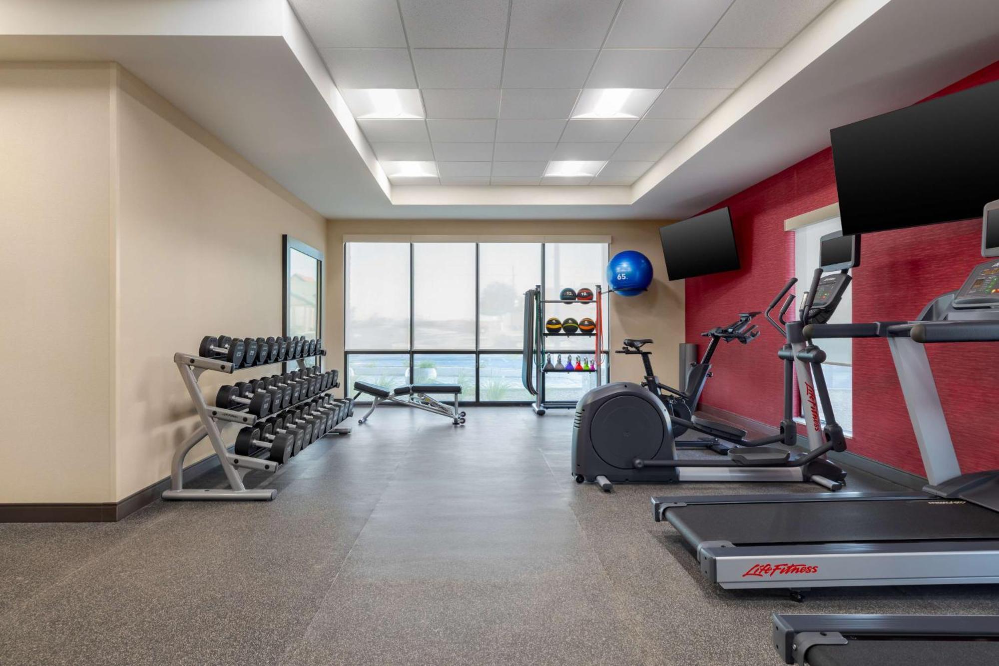Home2 Suites By Hilton אל סנטרו מראה חיצוני תמונה